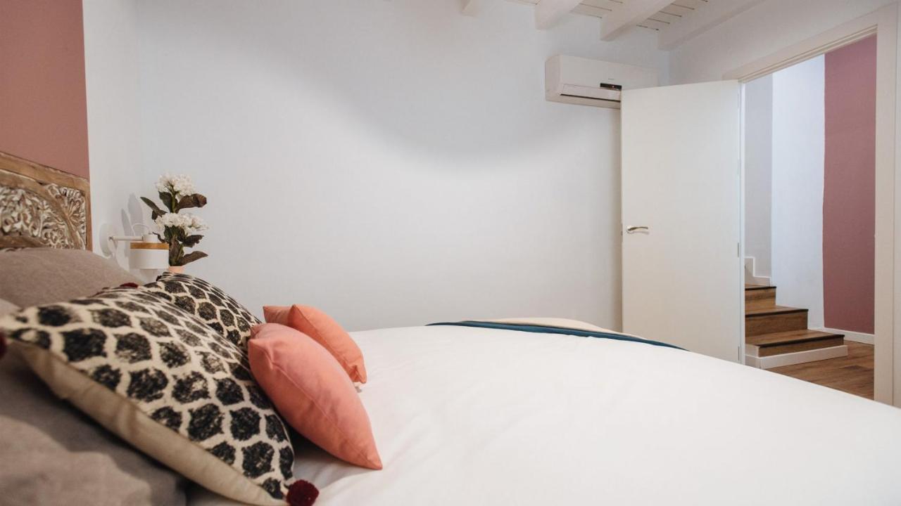 Lola De Triana Apartments セビリア エクステリア 写真