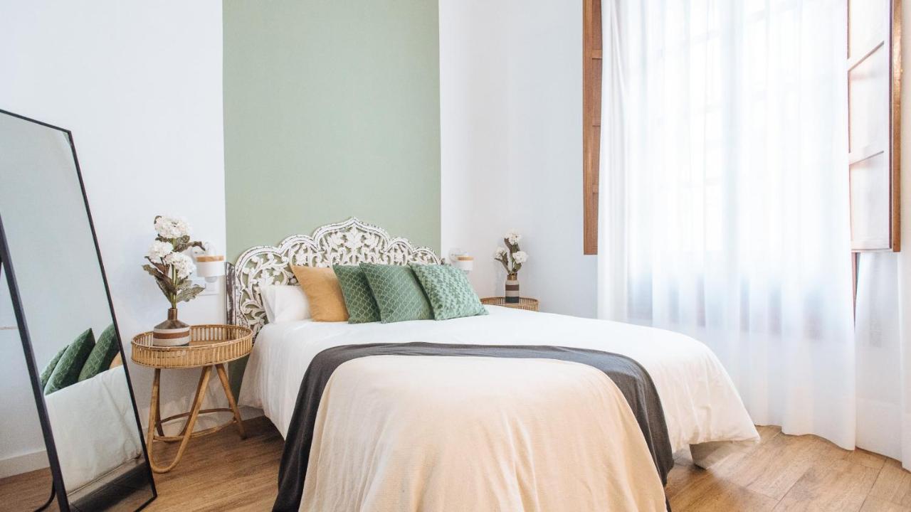 Lola De Triana Apartments セビリア エクステリア 写真