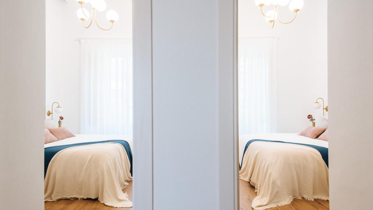 Lola De Triana Apartments セビリア エクステリア 写真