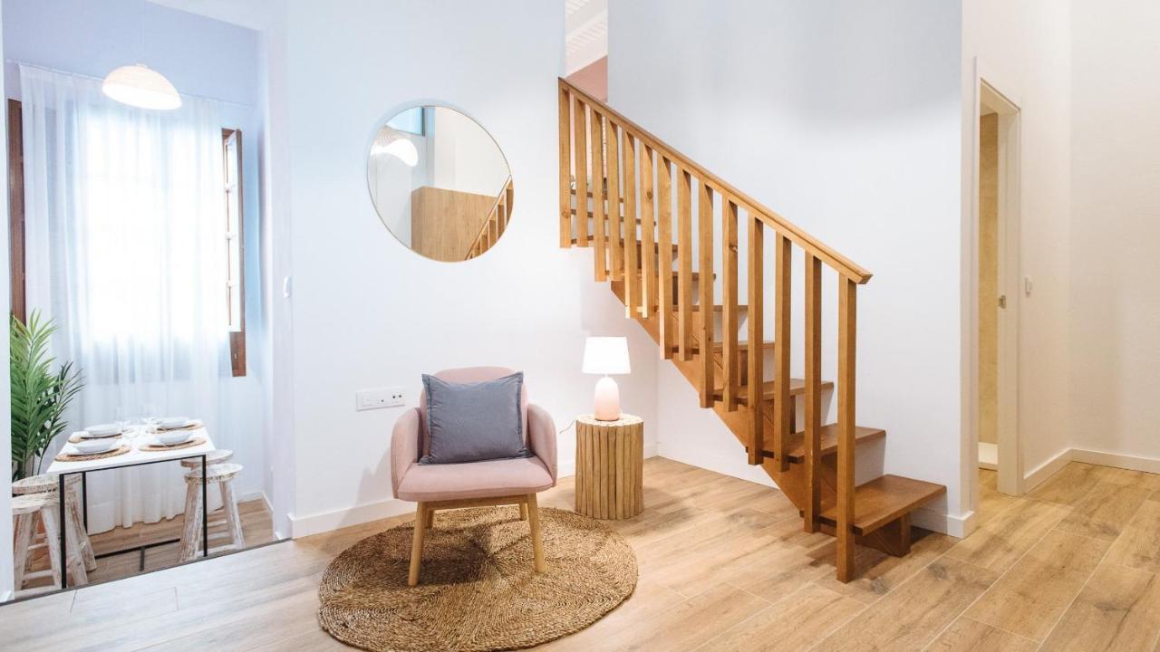 Lola De Triana Apartments セビリア エクステリア 写真