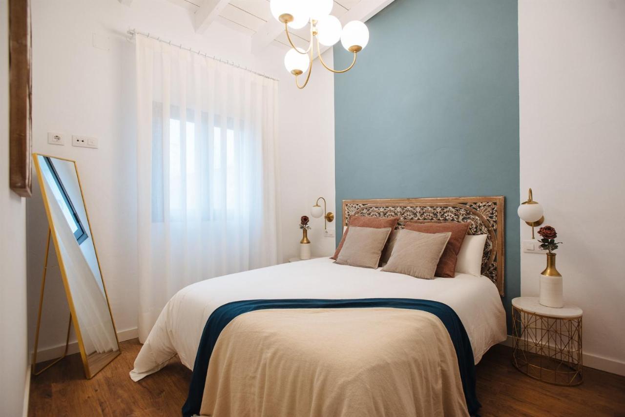 Lola De Triana Apartments セビリア エクステリア 写真